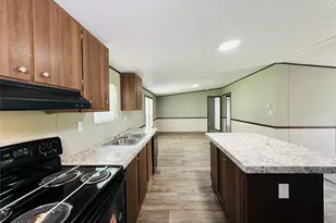 679 Wexford Dr, Conroe, TX 77303 - Photo 5