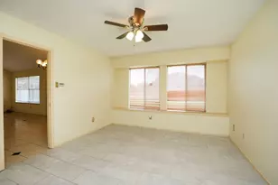 8215 Summer Quail Dr, Houston, TX 77489 - Photo 21