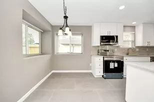 5234 Abercreek Ave, Friendswood, TX 77546 - Photo 13