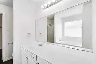 9423 Eaglewood Spring Dr, Houston, TX 77083 - Photo 19