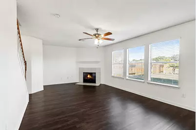 9423 Eaglewood Spring Drive, Houston, TX 77083 - Photo 11