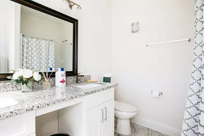 5205 Bataan Road #B, Houston, TX 77033 - Photo 15