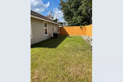 9415 Westacre Place, Houston, TX 77083 - Photo 31