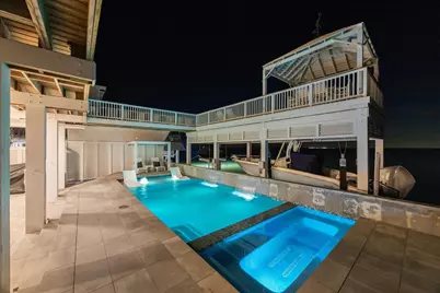 21914 Guadalupe Drive, Galveston, TX 77554 - Photo 3