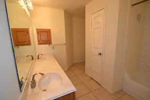 2739 Blue Mist Dr, Sugar Land, TX 77498 - Photo 7