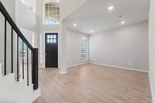 2818 Clapbread Ln, Rosenberg, TX 77471 - Photo 3