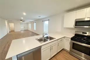 1411 Las Cuevas Dr, Conroe, TX 77301 - Photo 11