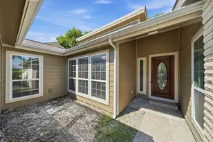 6030 Elkwood Forest Dr, Houston, TX 77088 - Photo 3