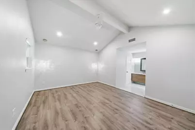 6030 Elkwood Forest Drive, Houston, TX 77088 - Photo 21