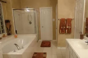 114 Bryce Branch Cir, The Woodlands, TX 77382 - Photo 11