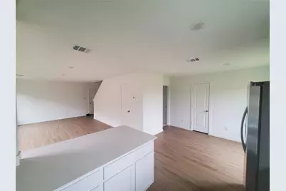 3115 Savannah Rose Drive, Angleton, TX 77515 - Photo 3