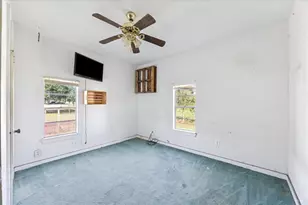 224 Ave F St, Sealy, TX 77474 - Photo 7