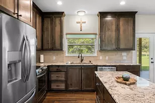 1800 Co Rd 122, Hallettsville, TX 77964 - Photo 7