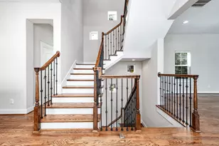 925 W 23rd St, Houston, TX 77008 - Photo 13