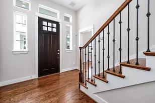 925 W 23rd St, Houston, TX 77008 - Photo 9