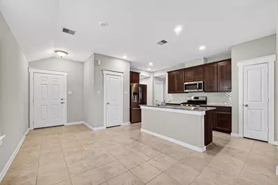 252 Laura Leigh Lane, Angleton, TX 77515 - Photo 7
