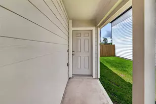 252 Laura Leigh Ln, Angleton, TX 77515 - Photo 5