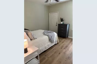 5419 Avenue N 1/2, Galveston, TX 77551 - Photo 9