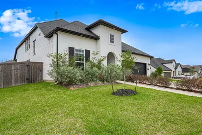 9603 Crescent Mill Drive, Missouri City, TX 77459 - Photo 1