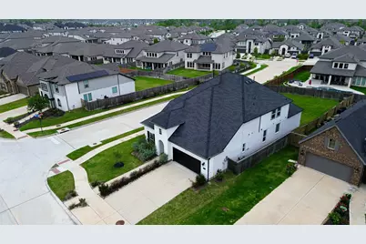 9603 Crescent Mill Drive, Missouri City, TX 77459 - Photo 29