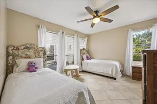 5911 Don White Ln, Houston, TX 77088 - Photo 19