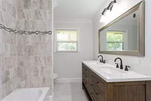 10825 Willowisp Dr, Houston, TX 77035 - Photo 19