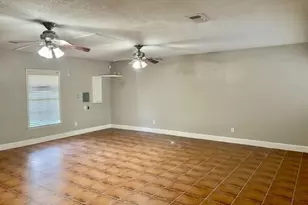 10825 Willowisp Dr, Houston, TX 77035 - Photo 21