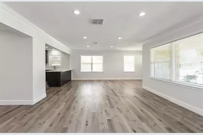 10825 Willowisp Drive, Houston, TX 77035 - Photo 15