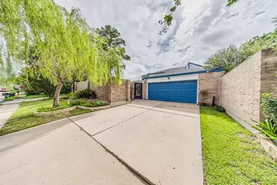 12411 Sungate Lane, Houston, TX 77071 - Photo 23