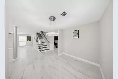 12411 Sungate Lane, Houston, TX 77071 - Photo 5