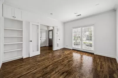 1647 Bonnie Brae Street, Houston, TX 77006 - Photo 9
