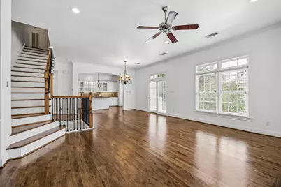 1647 Bonnie Brae Street, Houston, TX 77006 - Photo 13