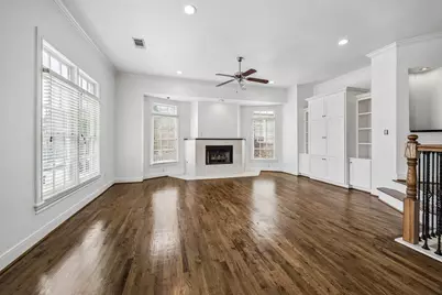 1647 Bonnie Brae Street, Houston, TX 77006 - Photo 11
