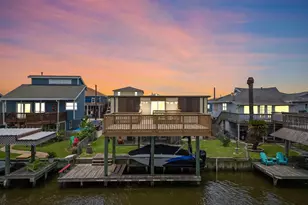 31 Dolphin St, Bayou Vista, TX 77563 - Photo 1