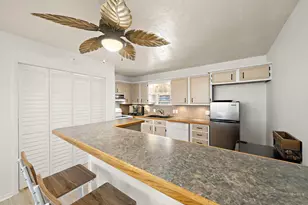 31 Dolphin St, Bayou Vista, TX 77563 - Photo 15