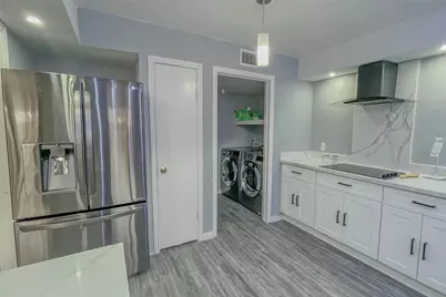 9264 Westwood Village Drive #32, Houston, TX 77036 - Photo 9