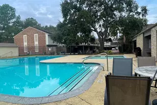 9264 Westwood Village Dr, Houston, TX 77036 - Photo 31