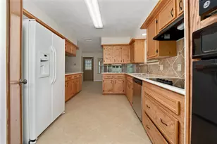 2834 Cotton Stock Dr, Sugar Land, TX 77479 - Photo 23