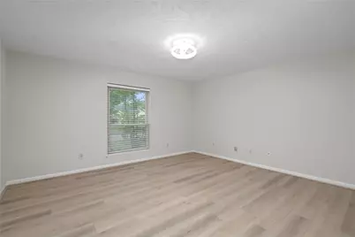 2834 Cotton Stock Dr, Sugar Land, TX 77479 - Photo 9