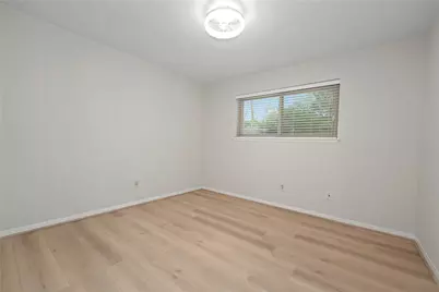 2834 Cotton Stock Dr, Sugar Land, TX 77479 - Photo 17