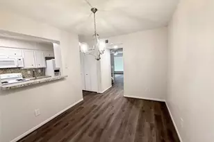 1477 Springrock Ln, Houston, TX 77055 - Photo 9