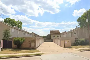 1477 Springrock Ln, Houston, TX 77055 - Photo 1