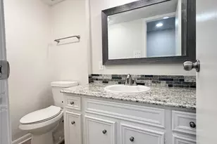 1477 Springrock Ln, Houston, TX 77055 - Photo 7