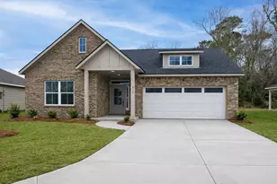 810 S Colbert St, Dayton, TX 77535 - Photo 1