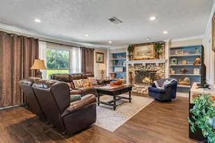 545 Robert E Lee Dr, Conroe, TX 77302 - Photo 9