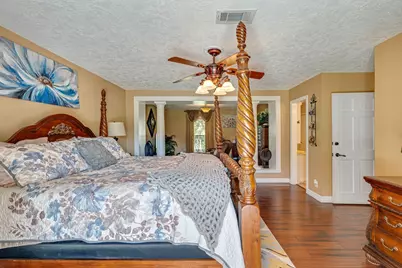 545 Robert E Lee Drive, Conroe, TX 77302 - Photo 25