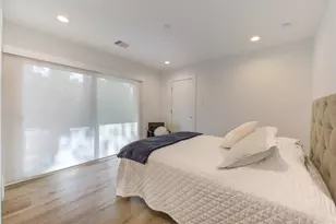 303 Isolde Dr, Houston, TX 77024 - Photo 19