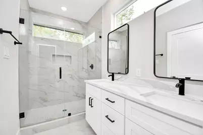 8409 Sunnyhill Street, Houston, TX 77088 - Photo 1
