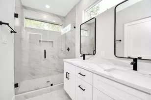 8409 Sunnyhill St, Houston, TX 77088 - Photo 1