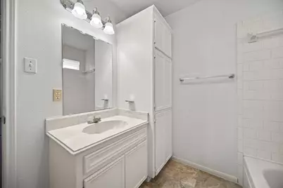 8043 Oceanside Drive, Houston, TX 77095 - Photo 27